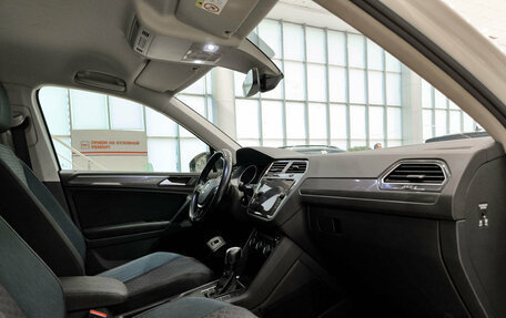 Volkswagen Tiguan II, 2020 год, 1 840 000 рублей, 15 фотография