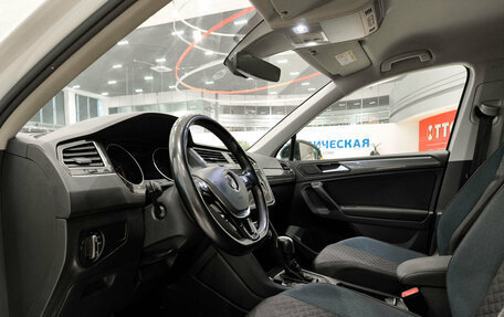 Volkswagen Tiguan II, 2020 год, 1 840 000 рублей, 20 фотография