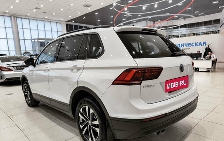 Volkswagen Tiguan II, 2020 год, 1 840 000 рублей, 11 фотография