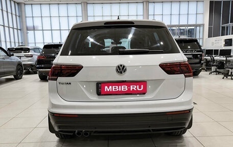 Volkswagen Tiguan II, 2020 год, 1 840 000 рублей, 10 фотография