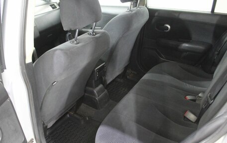 Nissan Tiida, 2011 год, 700 000 рублей, 12 фотография