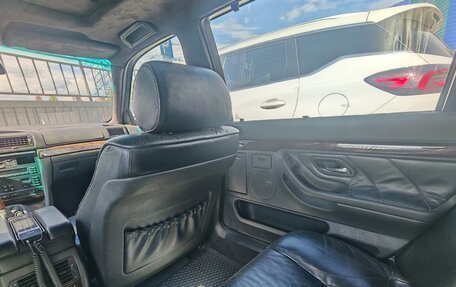 BMW 7 серия, 1995 год, 1 000 000 рублей, 11 фотография