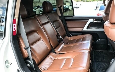 Toyota Land Cruiser 200, 2014 год, 3 894 000 рублей, 7 фотография