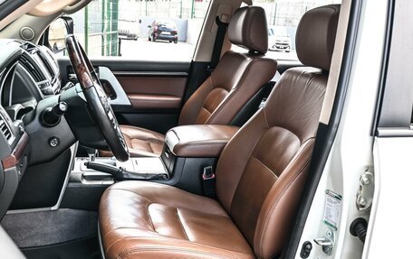 Toyota Land Cruiser 200, 2014 год, 3 894 000 рублей, 10 фотография