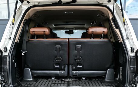 Toyota Land Cruiser 200, 2014 год, 3 894 000 рублей, 23 фотография