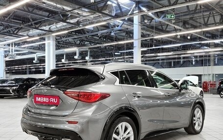 Infiniti QX30, 2017 год, 1 729 000 рублей, 3 фотография