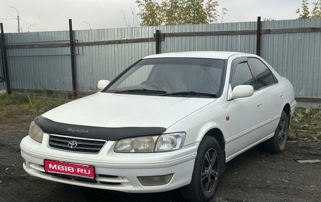 Toyota Camry, 2000 год, 389 000 рублей, 1 фотография