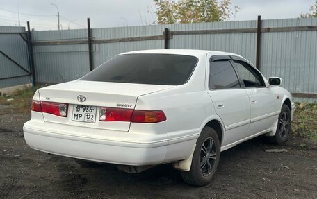 Toyota Camry, 2000 год, 389 000 рублей, 4 фотография