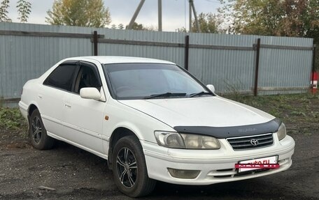 Toyota Camry, 2000 год, 389 000 рублей, 3 фотография