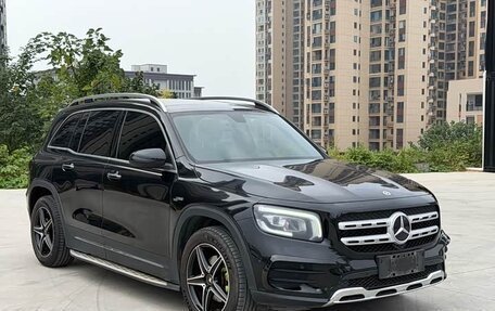 Mercedes-Benz GLB, 2022 год, 2 700 000 рублей, 3 фотография