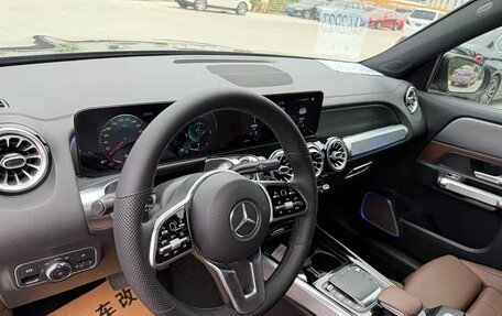 Mercedes-Benz GLB, 2022 год, 2 700 000 рублей, 12 фотография
