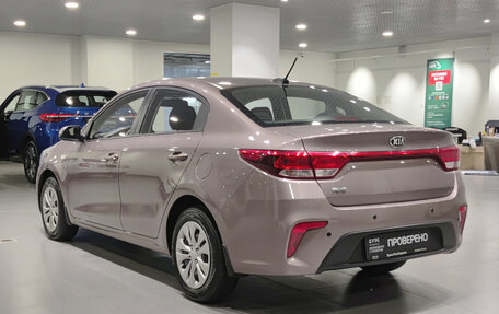 KIA Rio IV, 2018 год, 1 397 000 рублей, 8 фотография