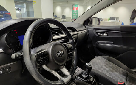 KIA Rio IV, 2018 год, 1 397 000 рублей, 20 фотография