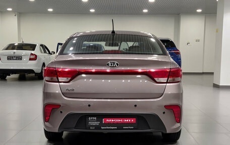KIA Rio IV, 2018 год, 1 397 000 рублей, 7 фотография