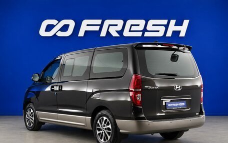 Hyundai Grand Starex Grand Starex I рестайлинг 2, 2018 год, 3 769 050 рублей, 2 фотография