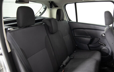 Renault Sandero II рестайлинг, 2014 год, 799 000 рублей, 16 фотография