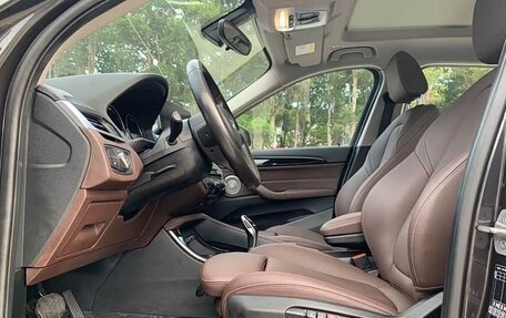 BMW X1, 2022 год, 2 500 000 рублей, 7 фотография