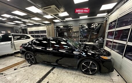 Toyota Camry, 2020 год, 3 350 000 рублей, 8 фотография