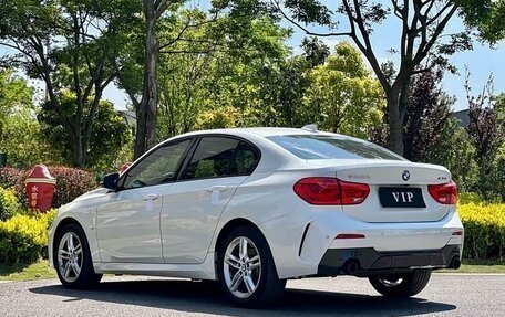 BMW 1 серия, 2023 год, 1 900 000 рублей, 6 фотография
