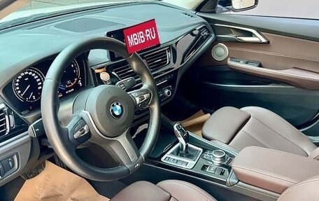 BMW 1 серия, 2023 год, 1 900 000 рублей, 13 фотография