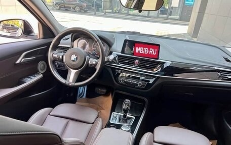 BMW 1 серия, 2023 год, 1 900 000 рублей, 26 фотография