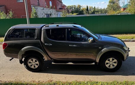 Mitsubishi L200 IV рестайлинг, 2011 год, 1 700 000 рублей, 4 фотография