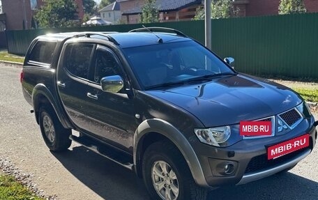Mitsubishi L200 IV рестайлинг, 2011 год, 1 700 000 рублей, 3 фотография