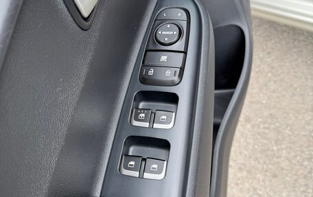 KIA Rio IV, 2018 год, 1 550 000 рублей, 10 фотография