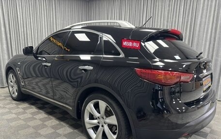 Infiniti FX II, 2010 год, 1 707 000 рублей, 10 фотография