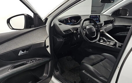 Peugeot 3008 II, 2022 год, 1 747 000 рублей, 6 фотография