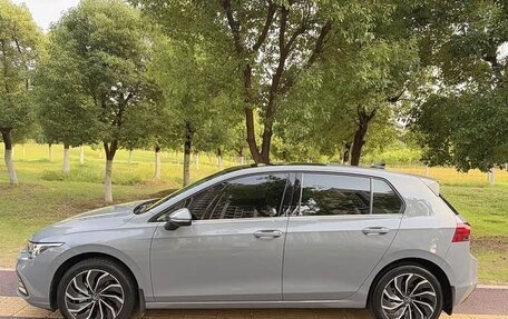 Volkswagen Golf VIII, 2022 год, 1 950 000 рублей, 5 фотография