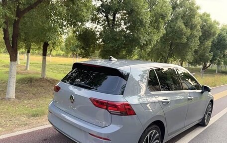 Volkswagen Golf VIII, 2022 год, 1 950 000 рублей, 17 фотография