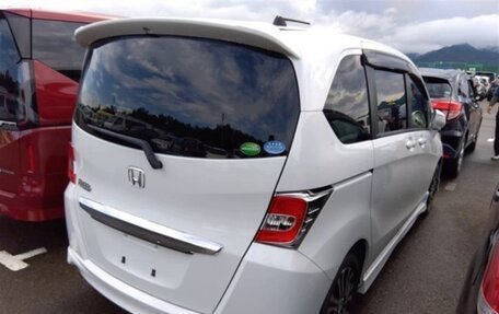 Honda Freed I, 2015 год, 850 000 рублей, 3 фотография
