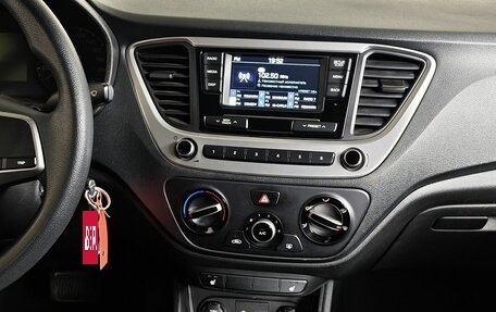 Hyundai Solaris II рестайлинг, 2018 год, 1 129 000 рублей, 15 фотография