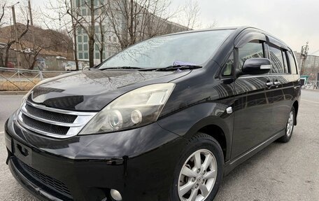 Toyota ISis I, 2015 год, 1 250 000 рублей, 1 фотография