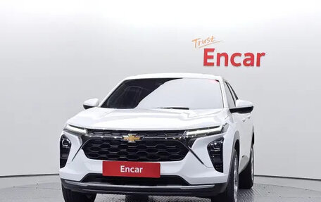 Chevrolet Trax, 2023 год, 1 349 900 рублей, 1 фотография