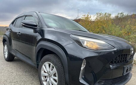 Toyota Yaris Cross, 2021 год, 1 300 000 рублей, 3 фотография