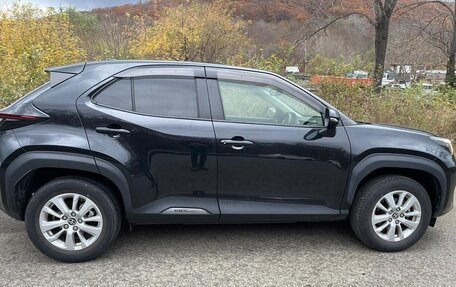 Toyota Yaris Cross, 2021 год, 1 300 000 рублей, 7 фотография