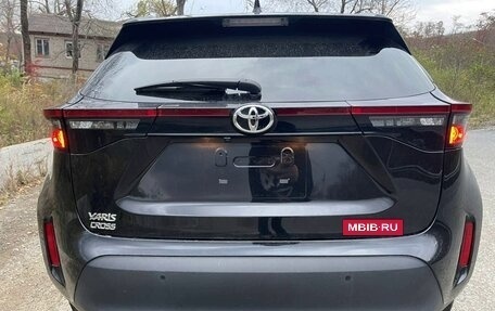 Toyota Yaris Cross, 2021 год, 1 300 000 рублей, 5 фотография