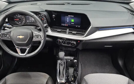 Chevrolet Trax, 2023 год, 1 349 900 рублей, 6 фотография