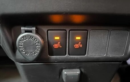 Toyota Roomy I, 2022 год, 840 000 рублей, 22 фотография