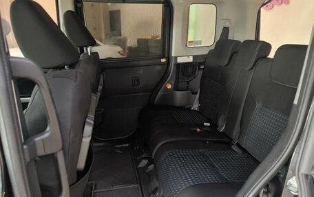 Toyota Roomy I, 2022 год, 840 000 рублей, 27 фотография