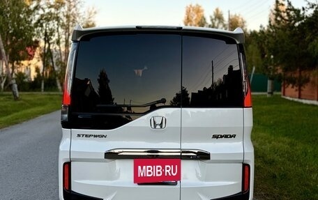 Honda Stepwgn IV, 2019 год, 2 590 000 рублей, 6 фотография