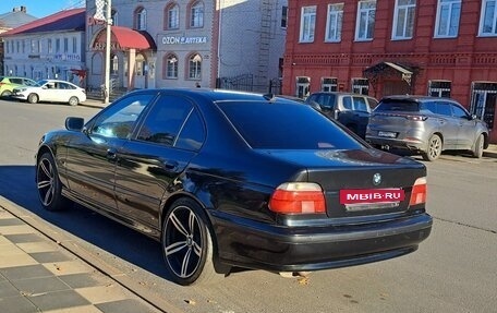 BMW 5 серия, 1998 год, 520 000 рублей, 9 фотография