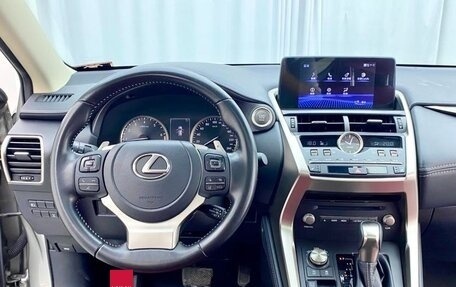 Lexus NX I, 2021 год, 2 900 000 рублей, 14 фотография