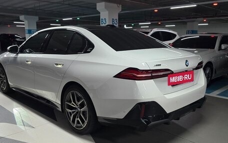 BMW 5 серия, 2026 год, 7 690 000 рублей, 4 фотография