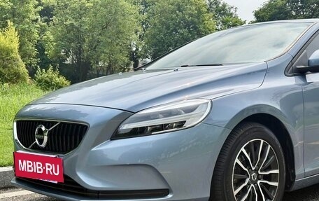 Volvo V40 II рестайлинг, 2019 год, 1 080 000 рублей, 4 фотография
