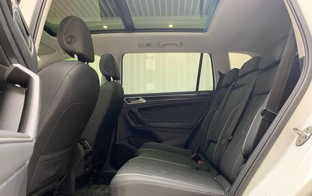 Volkswagen Tiguan II, 2022 год, 1 790 000 рублей, 9 фотография