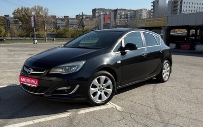 Opel Astra J, 2013 год, 931 500 рублей, 1 фотография