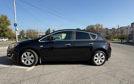 Opel Astra J, 2013 год, 931 500 рублей, 2 фотография